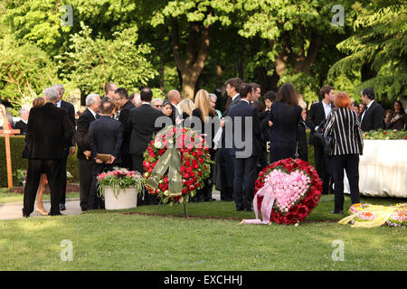 Beerdigung von Udo Jürgens am Wiener Zentralfriedhof mit: Atmosphäre wo: Wien, Österreich bei: 9. Mai 2015 Stockfoto