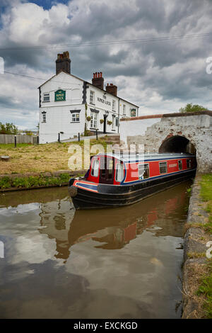 Kings Lock Inn Middlewich Kanal in Cheshire Stockfoto