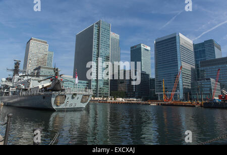 Royal Navy Typ 23 Fregatte HMS St Albans an den West India Docks in London in der Nähe von Canary Wharf in den Docklands. Stockfoto