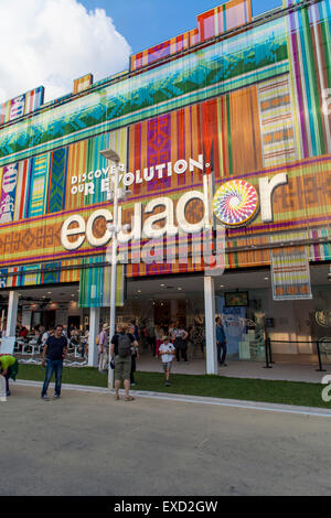 Mailand, Italien - 1. Juni 2015: Nicht identifizierten Personen von der Ecuador-Pavillon auf der EXPO 2015 in Mailand, Italien. EXPO 2015 fand vom Stockfoto