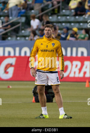 Carson, Kalifornien, USA. 11. Juli 2015. Los Angeles Galaxy (8) Steven Gerrard Mach dich bereit für das Freundschaftsspiel gegen Club America in der Stub Hub Mitte auf Samstag, 11. Juli 2015 in Carson, California.ARMANDO ARORIZO. Bildnachweis: Armando Arorizo/Prensa Internacional/ZUMA Draht/Alamy Live News Stockfoto