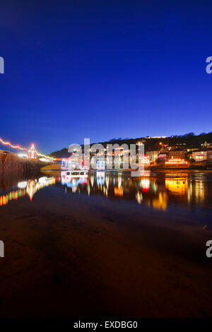 Mousehole Weihnachtsbeleuchtung; Cornwall; UK Stockfoto