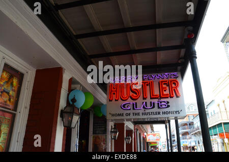 Neon bar Zeichen Bourbon St. New orleans Stockfoto