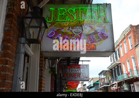 Neon bar Zeichen Bourbon St. New orleans Stockfoto