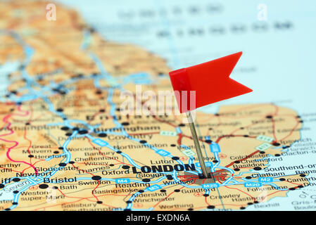 London, fixiert auf einer Karte von Europa Stockfoto