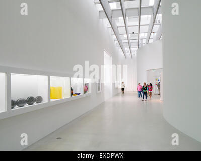 Galerie für zeitgenössische Glas in der Corning Museum of Glass in Corning in der Finger Lakes Region von New York Stockfoto