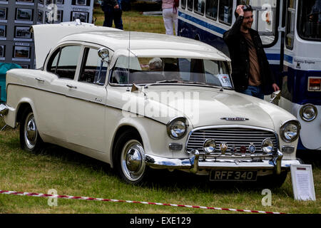 Glamis Schottland, Großbritannien. 12h Juli 2015. 1958 Humber an der 41. schottische Transport Extravaganza statt auf Glamis Castle ausstellenden Oldtimer von 1890 bis 1975.  Bildnachweis: Dundee Photographics/Alamy Live-Nachrichten Stockfoto