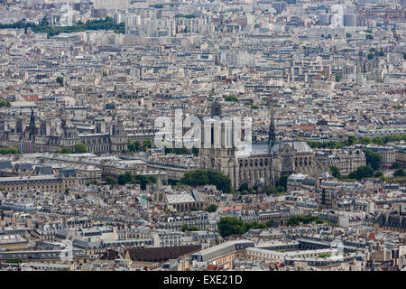 Aerial Panorama von Paris Montparnasse-Turm mit Blick auf Notre Dame Stockfoto