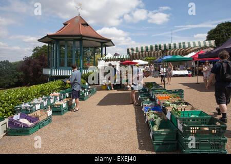 Bauernmarkt auf dem Gelände der Horniman Museum and Gardens, Forest Hill, Süd-Ost-London, England, Vereinigtes Königreich Stockfoto