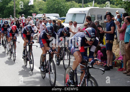 Le Bodan, Plumelec, Bretagne, Frankreich. 12. Juli 2015. Team-IAM im Wettbewerb bei der Tour de Frankreich 2015 Stufe 9 Team Zeitguthaben Trial: Lukas Peters/Alamy Live News Stockfoto