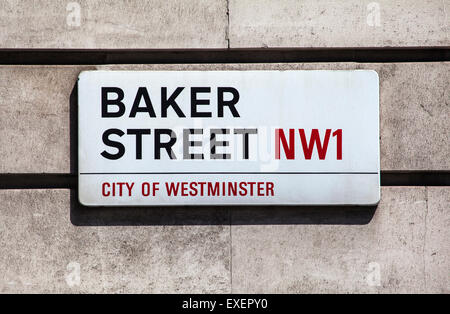 LONDON, UK - 10. Juli 2015: A Straßenschild für Baker Street in der City of Westminster, London am 10. Juli 2015. Stockfoto