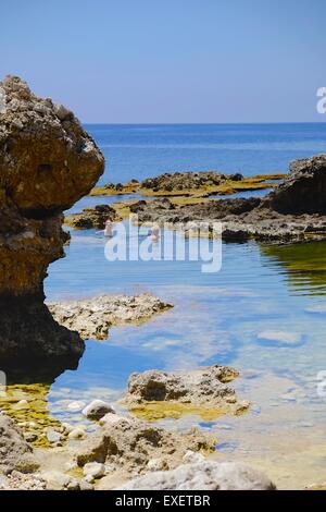 Piscina di Venere, nordöstlichen Milazzo, Provinz von Messina, Sizilien Stockfoto