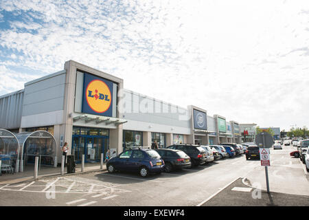 Lidl-Supermarkt in Borehamwood Einkaufszentrum Stockfoto