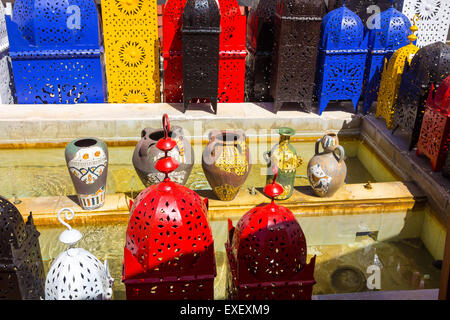 Eisen-Lampen Arabeske Entwurf des schönen Farben Stockfoto