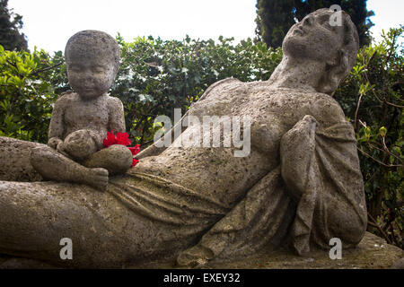 Europa, Deutschland, Niedersachsen, Worpswede, dem Grab von Paula Modersohn-Becker auf dem Friedhof an der Kirche Zions.  Europa, De Stockfoto