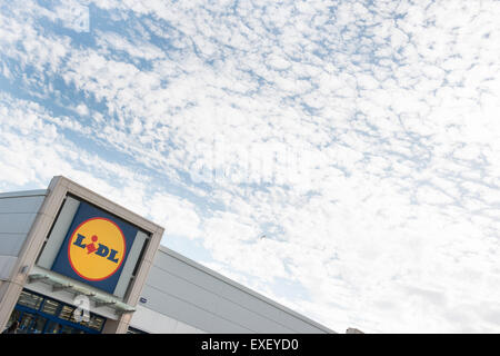 Lidl-Supermarkt in Borehamwood Einkaufszentrum Stockfoto