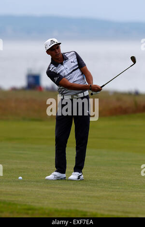 Gullane Golfclub, Aberdeen, Schottland. 11. Juli 2015. Aberdeen Asset Management Scottish Open Golf Turnier, 3. Lauf. Ricky Fowler bereitet, bis zum 10. grüne Tonhöhe © Action Plus Sport/Alamy Live News Stockfoto