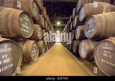 Wein reift in Grahams Port Lodge in Porto, Portugal. Stockfoto