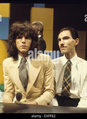 FUNKEN American Pop Duo im Jahr 1974 mit den Brüdern Ron Mael rechts und Russell Mael. Foto: Tony Gale Stockfoto