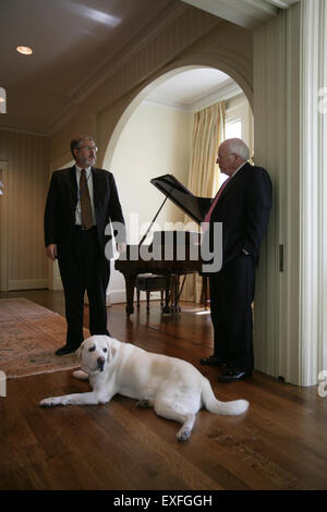 Vizepräsident Cheney Gespräche mit David Addington an das Vereinigte Königreich Stockfoto