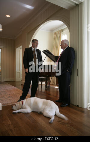 Vizepräsident Cheney Gespräche mit David Addington an das Vereinigte Königreich Stockfoto