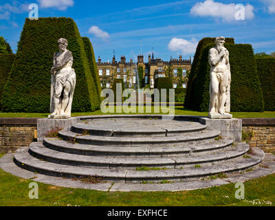 Haus und Garten bei Renishaw Hall Derbyshire England UK Stockfoto