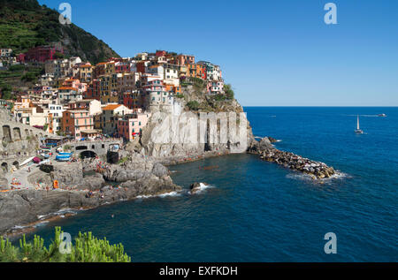 Manarola, den ältesten Dörfern der Cinque Terre in Ligurien, Norditalien Stockfoto