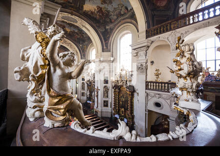 Innenraum der St. Clemens Kirche, Karlova Straße, Prag, Tschechische Republik, Europa Stockfoto