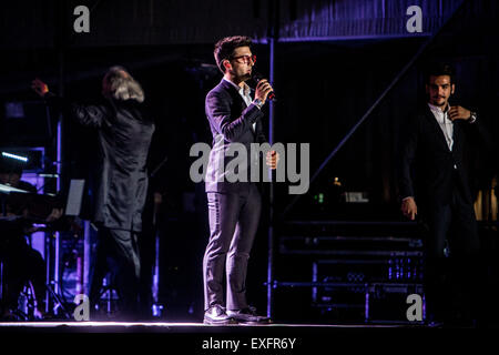 Brescia, Italien. 13. Juli 2015. IL VOLO führt live auf Piazza della Loggia in Brescia, Italien, am 13. Juli 2015 Credit: Mairo Cinquetti/Alamy Live News Stockfoto