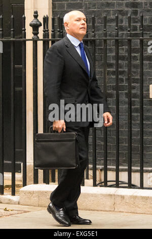 Downing Street, London, July14th 2015. Iain Duncan Smith - Secretary Of State for Work and Pensions kommt in 10 Downing Street für wöchentlichen Kabinettssitzung der Regierung. Bildnachweis: Paul Davey/Alamy Live-Nachrichten Stockfoto