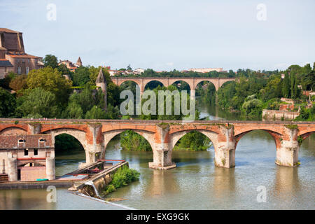 Blick auf Brücken in Albi, Frankreich. Horizontalen Schuss Stockfoto
