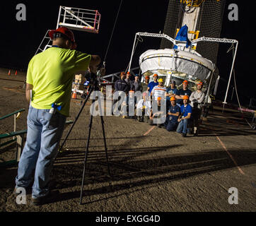 Volle Aufgabe Generalprobe für die Density Überschall Verzögerer (LDSD), Freitag, 29. Mai 2015, US Marine Pacific Missile Range Anlage (PMRF) in Kauai, HI. Die LDSD oder modular Technologiedemonstration Mission Durchbruch Eintrag testen wird, ermöglicht Abstieg und Landung Technologien, die große Nutzlasten, sicher auf der Oberfläche des Mars gelandet werden. Stockfoto