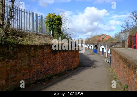 Alten Bahnbögen Leamington Spa Stockfoto