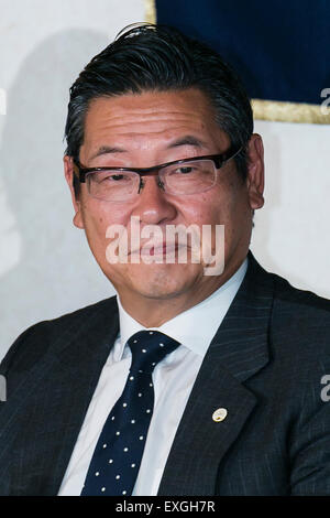 Jay (Junichi) Sakamoto President und CEO von Shochiku Co., Ltd. nimmt an einer Pressekonferenz verkünden die '' Japan KABUKI Festival in Las Vegas 2015-2016'' an der Foreign Correspondents Club of Japan am 14. Juli 2015, Tokio, Japan. Das Festival wird mit 3 Übernachtungen von Ichikawa Somegoro (7.) Durchführung der Kabuki klassische '' Koi-Tsukami'' oder '' kämpfen mit A Karpfen '' in the Fountains of Bellagio Hotel vom 14. August bis 16. geöffnet. Laut Veranstalter haben einige japanische Fans bereits ihre Flüge nach Las Vegas gebucht. © Rodrigo Reyes Marin/AFLO/Alamy Live-Nachrichten Stockfoto