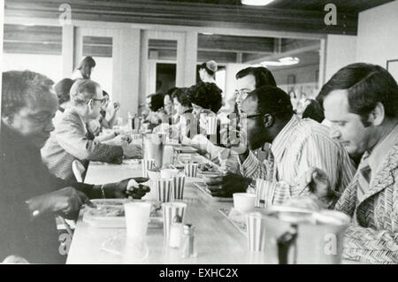 1972 Christian High School in Bethany interkulturelle Erfahrung Cafeteria 1 Stockfoto