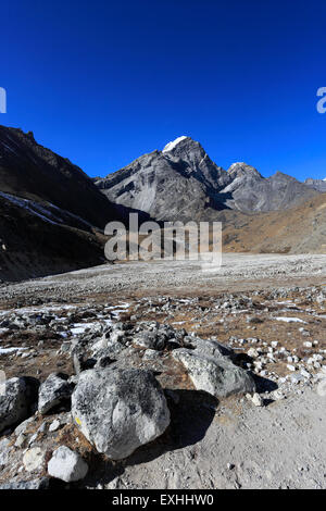 Gipfel von Lobuche East Mountain, Everest base camp Trek, Sagarmatha Nationalpark, UNESCO-Weltkulturerbe, Solu-Khumbu Stockfoto