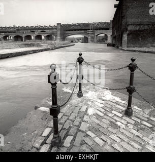 Manchester, Bridgewater Canal Castlefield in frühen 1990er Jahren, vor der Stadterneuerung Stockfoto