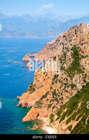 Insel Korsika. Küstenlandschaft. Golf von Porto, Blick vom Capo Rosso Stockfoto