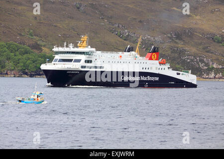 CalMac Ferry, MV Loch Seaforth, Segeln bis Loch Broom, Schottisches Hochland Stockfoto