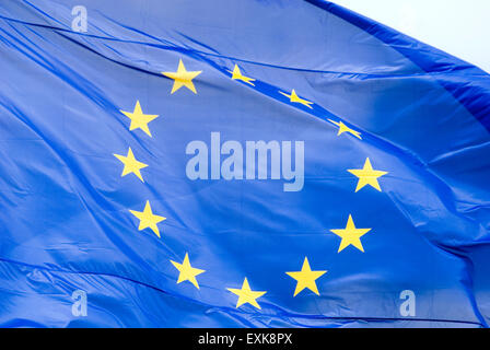 Flagge der Europäischen Union-Stream in der Wind-Berlin-Deutschland-Europa Stockfoto