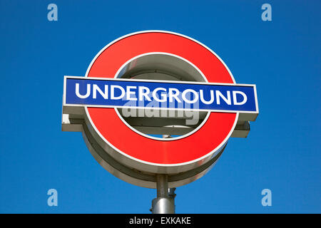 Londoner U-Bahn-Schild am Kings Cross station Stockfoto