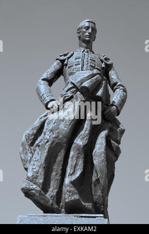 Cordoba - das Denkmal für Manolete am Platz Plaza del Conde de Priego Bildhauer Luis Moya und Manuel Alvarez Laviada (1956). Stockfoto