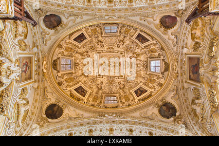 Córdoba, Spanien – 31. Mai 2015: Die Kuppel in der Kirche Iglesia de San Agustin. Stockfoto