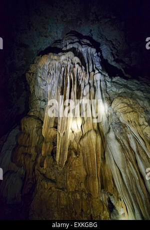 Stalaktiten in der Höhle Tham Lod Pang Mapha Thailand Stockfoto