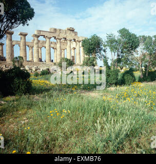 Der Heratempel der Archäologischen Fundstätte Selinunt Auf Sizilien, Italien 1970er Jahre. Der Tempel der Hera von der archäologischen Stätte Selinunt von Sizilien, Italien der 1970er Jahre. Stockfoto