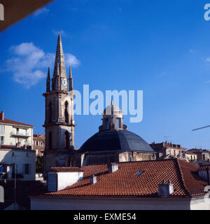 Aussicht Auf Die Kirche Sainte Marie Majeure von Calvi, Liparische 1980er Jahre. Blick auf die Kirche Sainte Marie Majeure in Calvi, Corsica der 1980er Jahre. Stockfoto