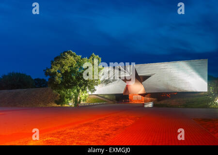 Eingang zur Festung Brest in der Nacht, Weißrussland Stockfoto