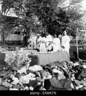 Manu Gandhi Mahatma Gandhi Sushila Nayar Mirabehn Pyarelal Nayar Samadhis Kasturba Gandhi Mahadev Desai Aga Khan Palast Pune Stockfoto