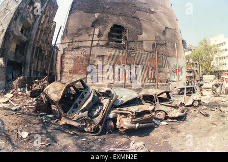 Autos beschädigt Terror Bombe Explosion 1993 Bombay Stock Exchange BSE Bombay Mumbai Maharashtra Indien Stockfoto