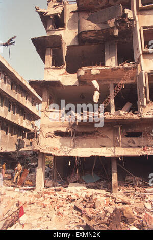 Gebäude beschädigt Terror Bombe Explosion 1993 Worli Jahrhundert Basar Bombay Mumbai Maharashtra Indien Stockfoto